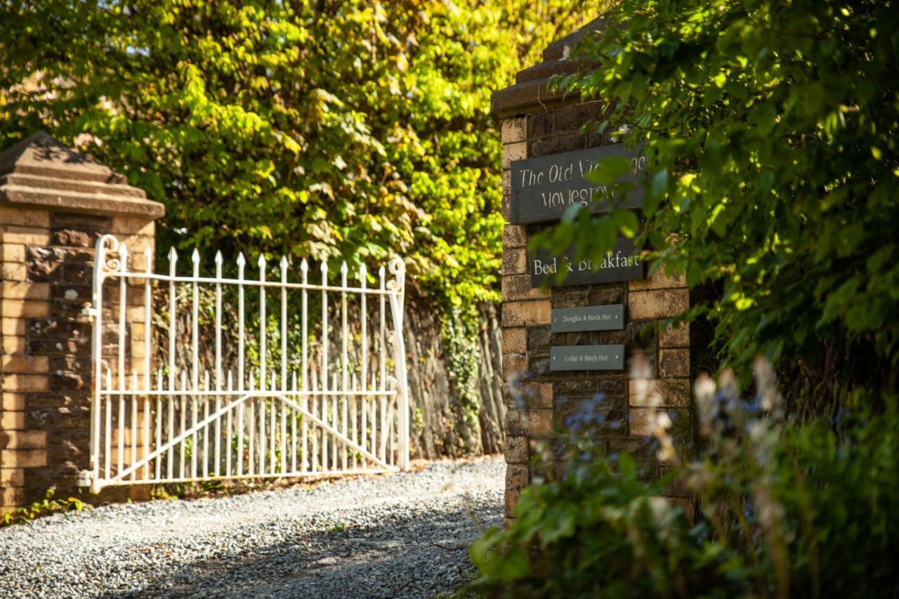 Bed and Breakfast The Old Vicarage Moylgrove Exterior foto